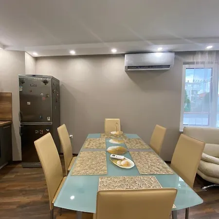 апартамент в сарафово Apartment